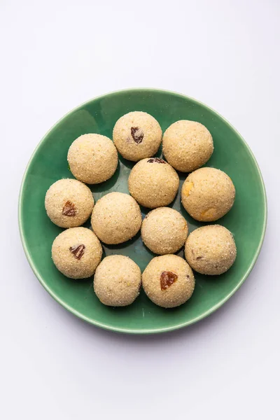 Rava Laddu Soji Ladoo Είναι Ένα Ινδικό Γλυκό Φτιαγμένο Σιμιγδάλι — Φωτογραφία Αρχείου