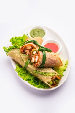 Cottage Cheese Paneer Kathi rulo veya kolkata tarzı börek olarak bilinir.