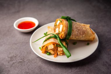 Cottage Cheese Paneer Kathi rulo veya kolkata tarzı börek olarak bilinir.