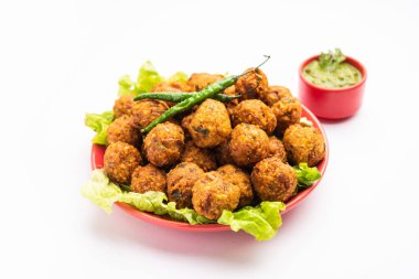 Moong Dal Vada Mungode, Pakot, Pakore, Moong wada, Pakora veya Bhajiya, çay saati atıştırmalığı.