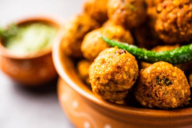 Moong Dal Vada Mungode, Pakot, Pakore, Moong wada, Pakora veya Bhajiya, çay saati atıştırmalığı.