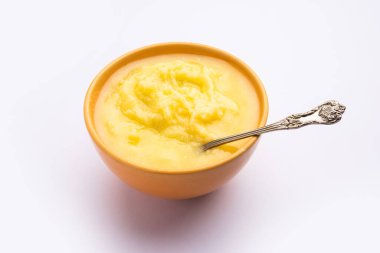 Saf Tup OR Desi Ghee aynı zamanda sıvı tereyağı olarak da bilinir.