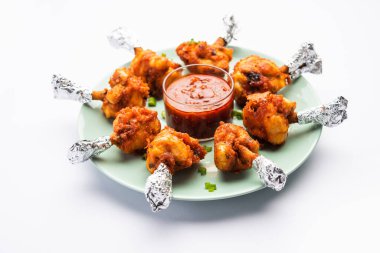 Tavuk Lolipop Izgara Tandoori Non Sebze Schezwan soslu Dip Chutney