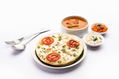 Uttapam, Uttappa veya Oothapam Güney Hindistan mutfağından sağlıklı bir kahvaltı tarifidir.