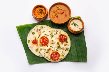 Uttapam, Uttappa veya Oothapam Güney Hindistan mutfağından sağlıklı bir kahvaltı tarifidir.