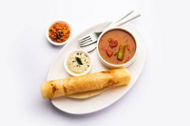 Dosai, dosey ya da dosha, Güney Hindistan mutfağında bulunan ince bir kreptir.