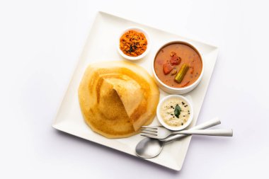 Koni şekilli dosa, dosai, dozey veya dosha olarak da bilinir, Güney Hindistan mutfağında bulunan ince bir kreptir.