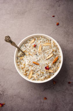Kodo tilki kuyruklu darı kheer veya varagu arisi payasam, Hindistan 'da popüler bir tatlıdır.