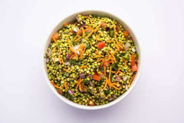 Hurda Ponkh Bhel made using Tender Jowar is a traditional savory snack from india