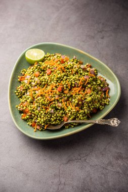 Hurda Ponkh Bhel made using Tender Jowar is a traditional savory snack from india