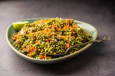 Hurda Ponkh Bhel made using Tender Jowar is a traditional savory snack from india