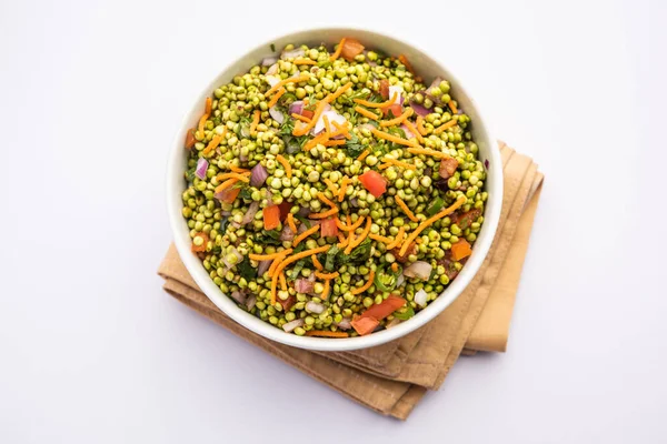 Hurda Ponkh Bhel made using Tender Jowar is a traditional savory snack from india
