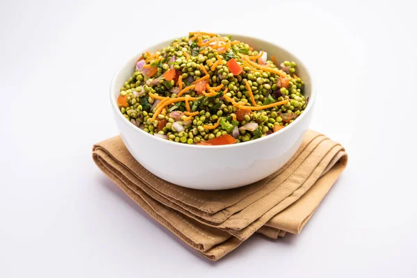 Hurda Ponkh Bhel made using Tender Jowar is a traditional savory snack from india