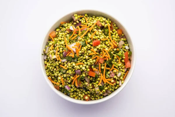 Hurda Ponkh Bhel made using Tender Jowar is a traditional savory snack from india