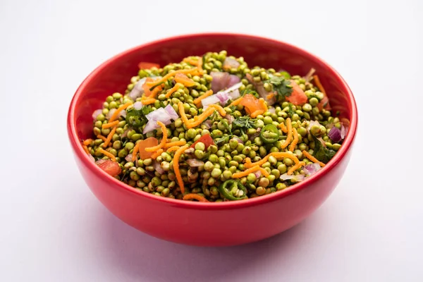 Hurda Ponkh Bhel made using Tender Jowar is a traditional savory snack from india