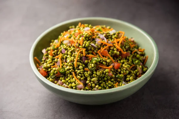 Hurda Ponkh Bhel made using Tender Jowar is a traditional savory snack from india