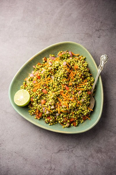 Hurda Ponkh Bhel made using Tender Jowar is a traditional savory snack from india