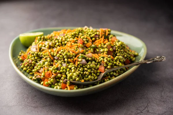 Hurda Ponkh Bhel made using Tender Jowar is a traditional savory snack from india