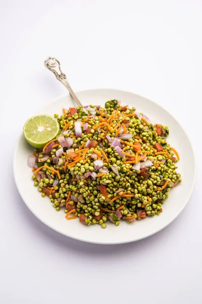 Hurda Ponkh Bhel made using Tender Jowar is a traditional savory snack from india