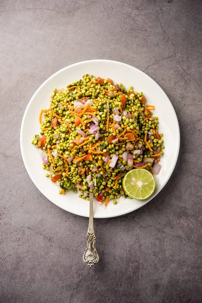 Hurda Ponkh Bhel made using Tender Jowar is a traditional savory snack from india