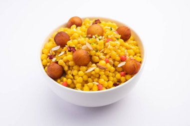 Diljani is a traditional Indian sweet, creamy and sweetened milk, garnished with nuts and spices.