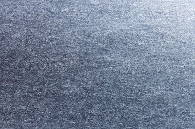 makro fotoğraf, beyaz kağıda siyah ve gümüş sprey boya.