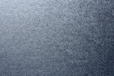 Beyaz kağıda siyah ve gümüş sprey boyaların makro fotoğrafçılığı