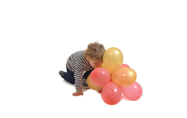Dziecko Gryzie Balon Białym Tle — Zdjęcie stockowe