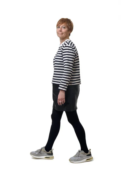 Vedere Laterală Portret Lungime Completă Unei Femei Fustă Pulover Dungi — Fotografie, imagine de stoc