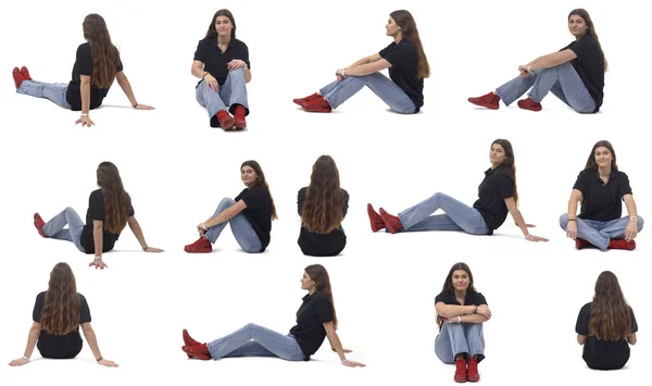 Große Gruppe Von Gleichem Jungen Mädchen Sitzt Auf Dem Boden — Stockfoto