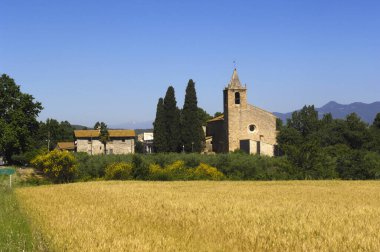 Saint Laurent de Cerdans Kilisesi Sant Lloren de Cerdans, Pyrenees Oriental, LLenguedoc-Rousillon, Fransa