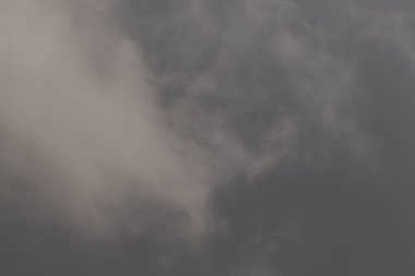 fırtınalı hava ve kara bulutlar