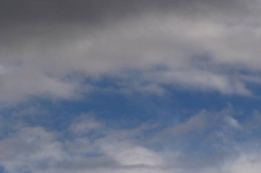 fırtınalı hava ve kara bulutlar