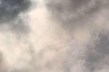 fırtınalı hava ve kara bulutlar