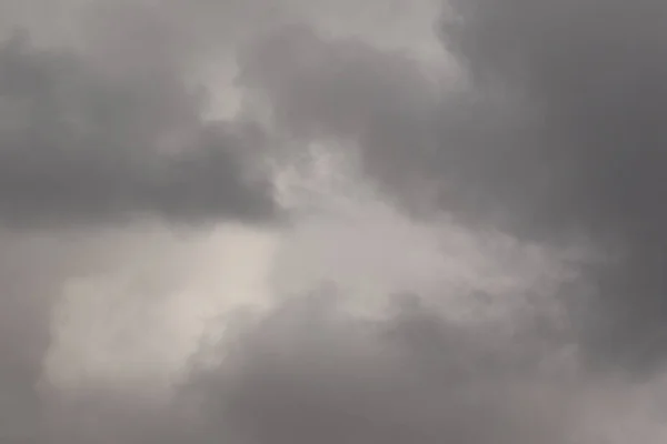 Похмура Погода Темні Хмари — стокове фото