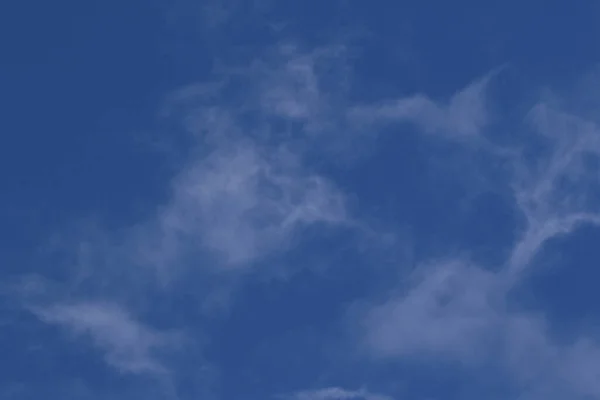 Jasná Modrá Obloha Bílé Mraky — Stock fotografie