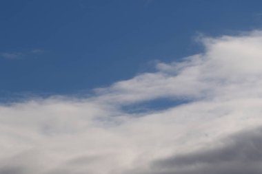 fırtınalı hava ve kara bulutlar