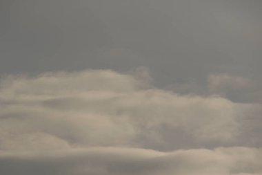 fırtınalı hava ve kara bulutlar