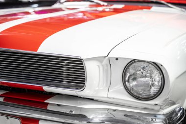 Güzel Amerikan kaslı arabası, muaf..