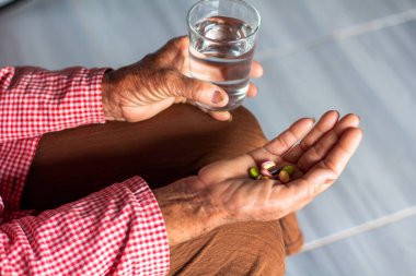 Medicine in the hands of old women. Content health care of the elderly