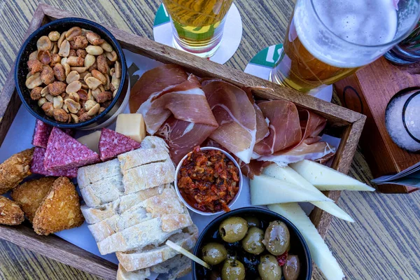 Shot Beer Tray Snacks Restaurant Jamon Olives Cheese Baguette Nuts — Stock Photo, Image