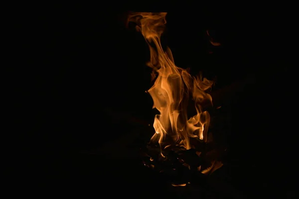 Quemaduras Fuego Noche Fondo Negro —  Fotos de Stock