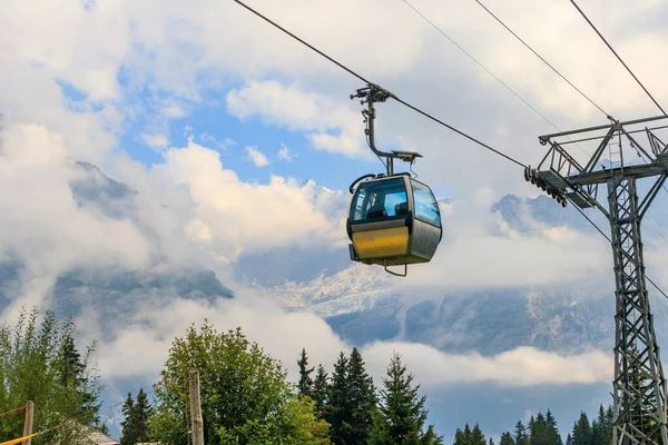 Téléphérique Aérien Vers First Mountain Grindelwald Suisse — Photo