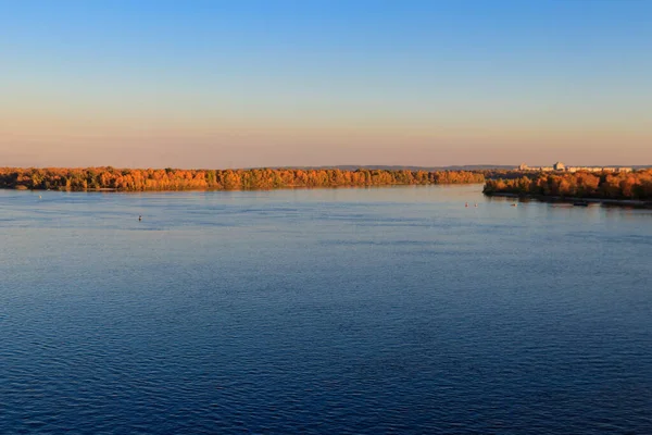 Άποψη Του Ποταμού Δνείπερου Φθινόπωρο — Φωτογραφία Αρχείου