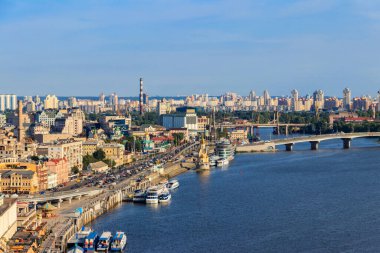 Dinyeper nehri ve Kiev şehir manzarası, Ukrayna