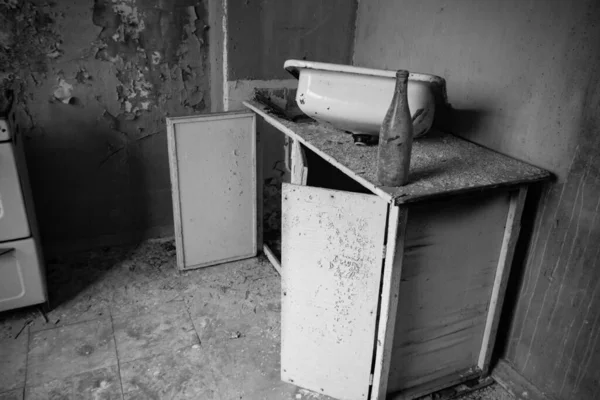 Cocina Apartamento Abandonado Ciudad Fantasma Pripyat Chernobyl Zona Exclusión Ucrania — Foto de Stock