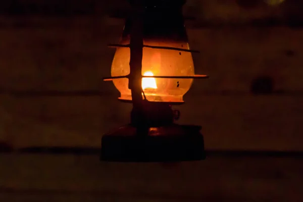 Lâmpada Gás Vintage Com Luz Ardente Durante Noite — Fotografia de Stock