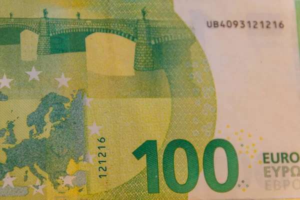 100ユーロ紙幣のマクロショット — ストック写真