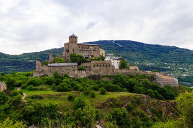 İsviçre, Sion 'daki Valere Bazilikası manzarası