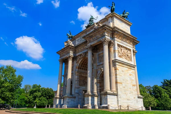 stock image Arch of Peace in Sempione Park, Milan, Lombardy, Italy